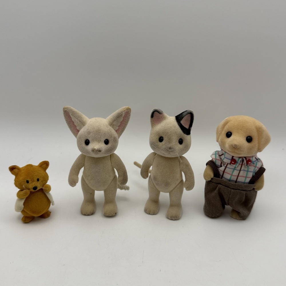 VTG Lot Of 4 Sylvanian Families Calico Critters
